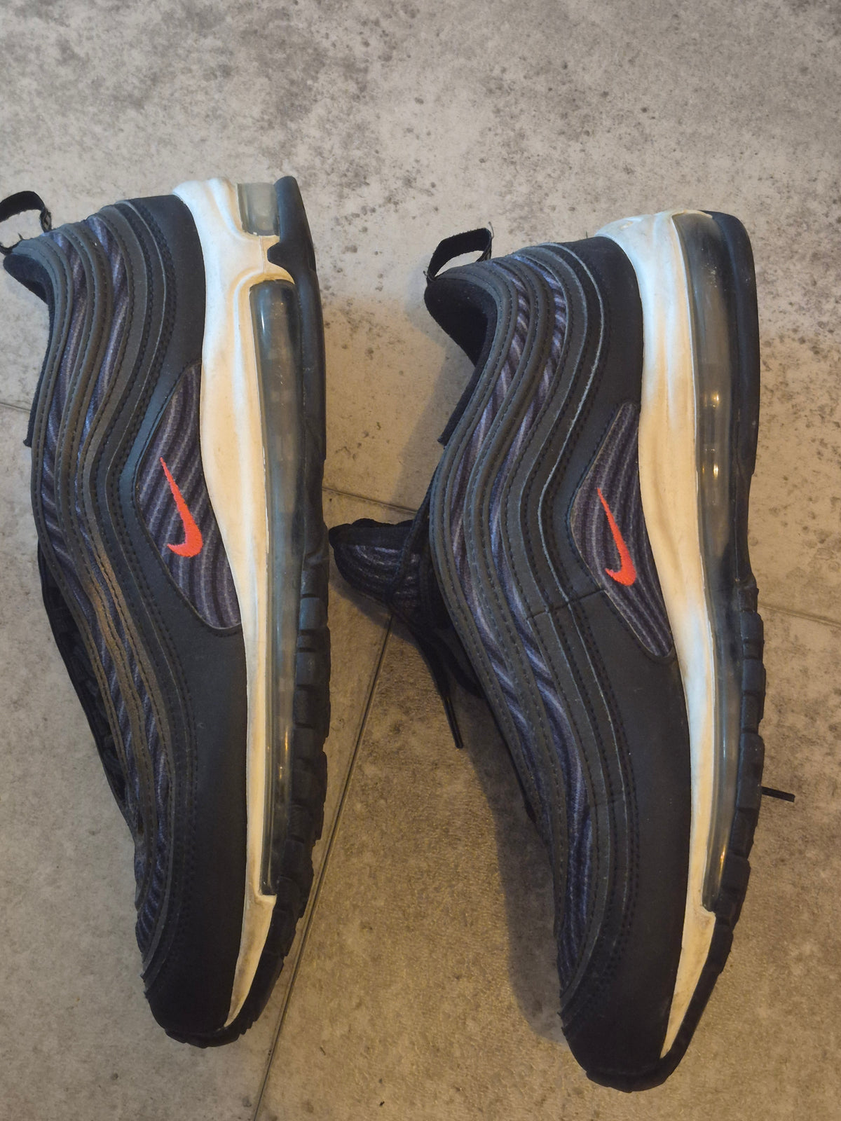 Pre-owned Nike men's trainers size 10