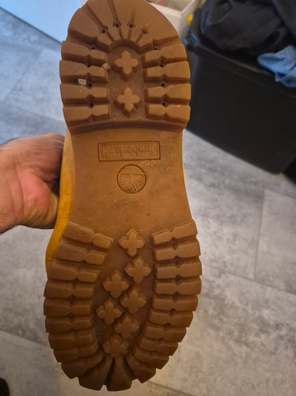 Pre-owned Timberland boots size 10.5w