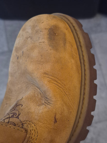 Pre-owned Timberland boots size 10.5w
